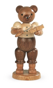 Bear, male, wood carver